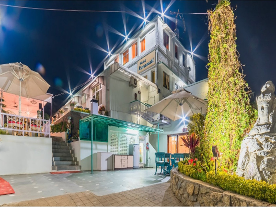 Hotel Karnavati