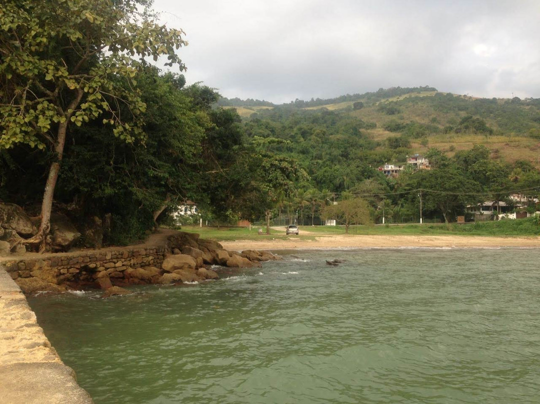 Paraiso Beach-安格拉杜斯雷斯必去景点