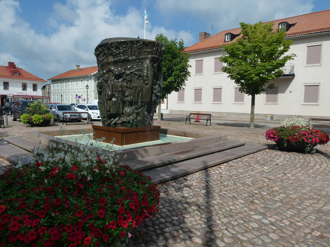 Statyn ''krönikebrunnen''景点图片