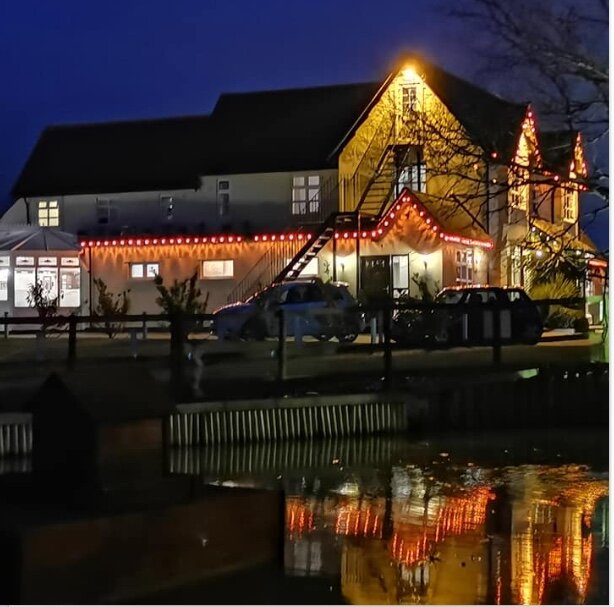 Rettendon Lodge Hotel-官方
