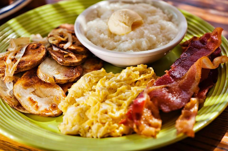 Powells Point餐馆和美食-BJ's Carolina Cafe