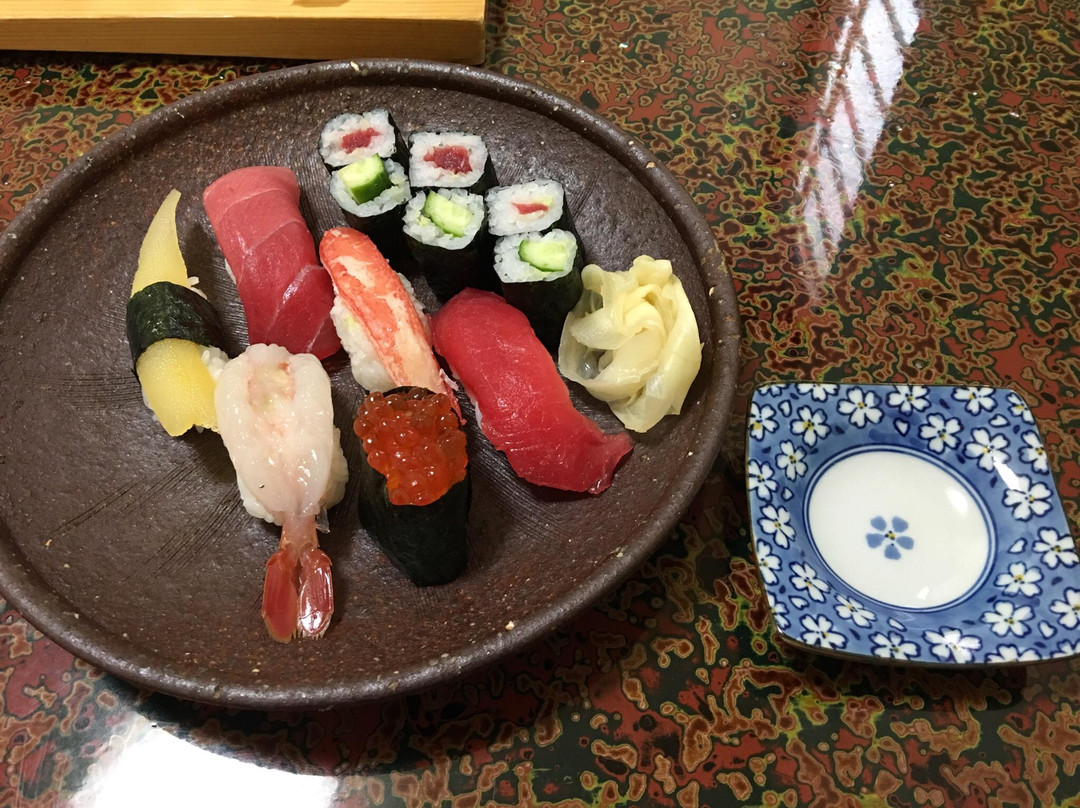 すし徳