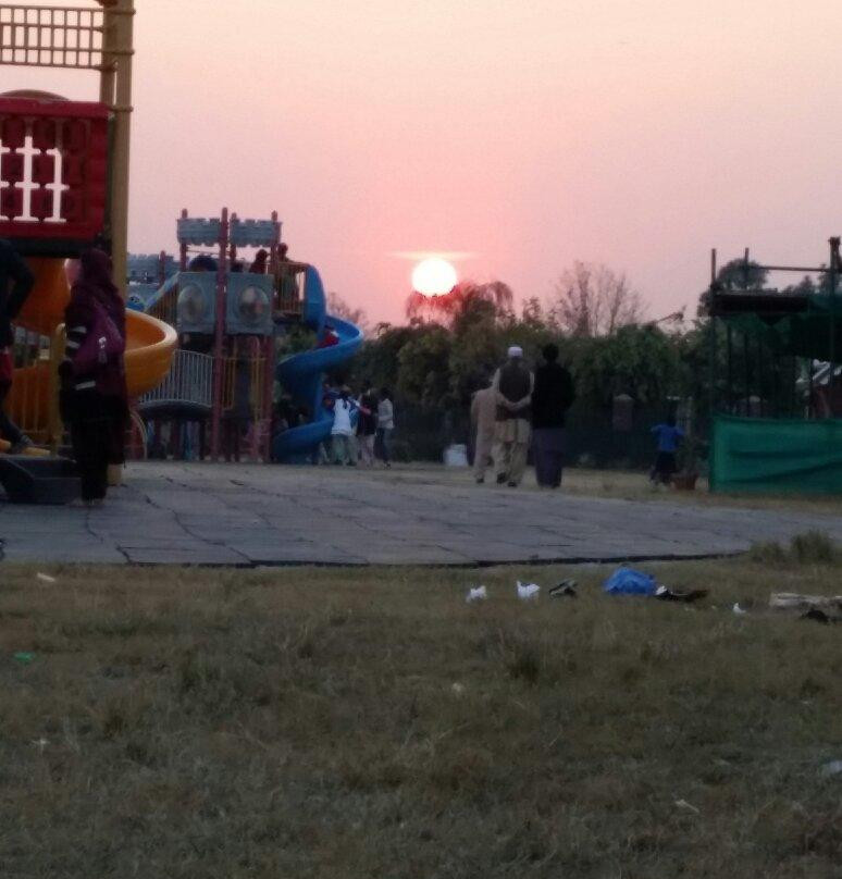 Basal旅游景点-Mega Zone