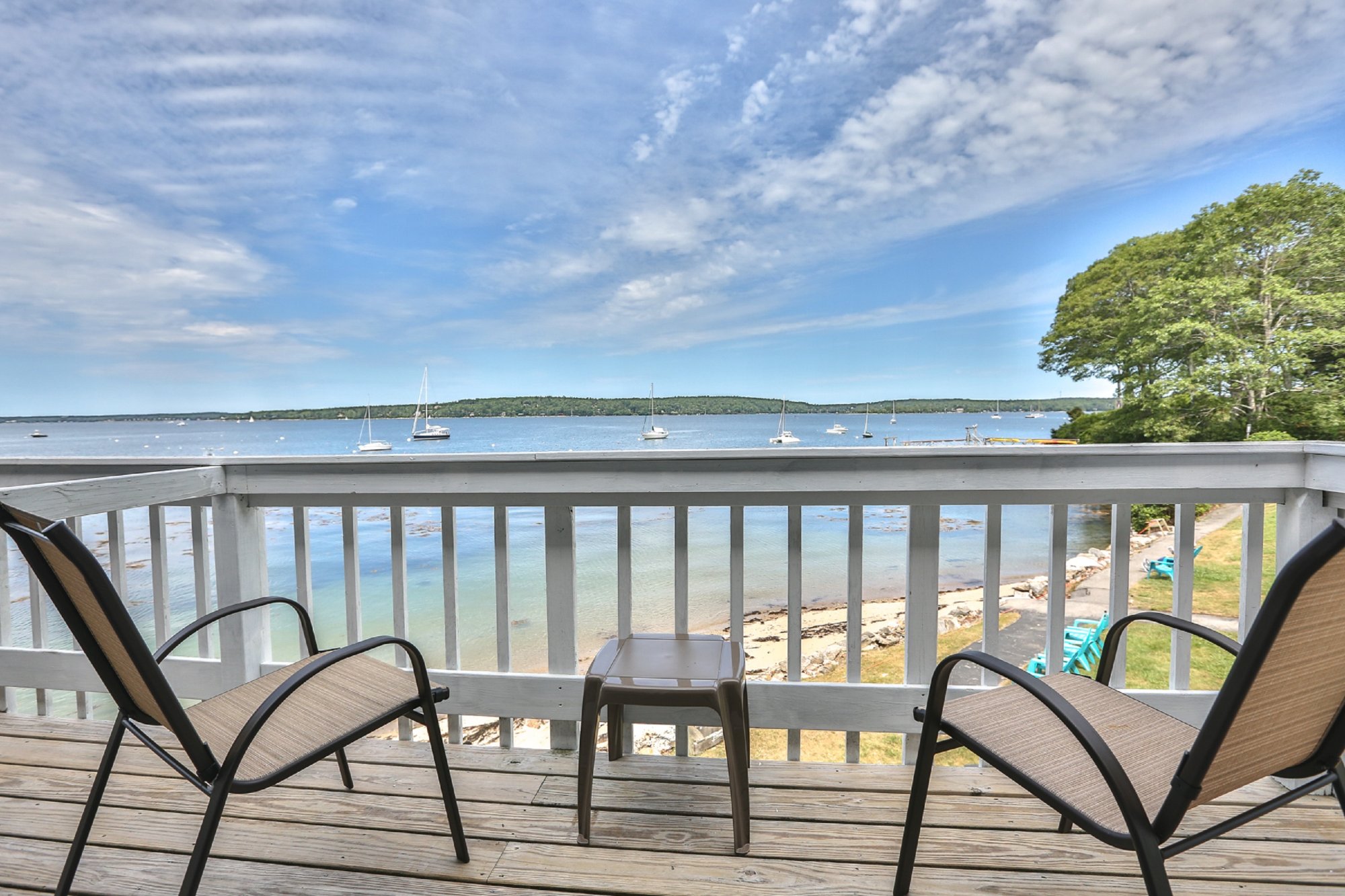 Smuggler's Cove Inn-官方