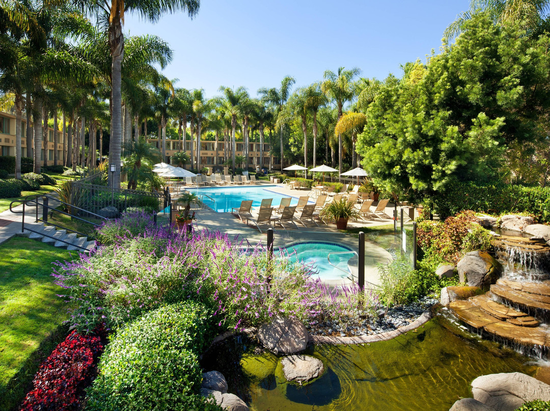 拉霍亚喜来登酒店主图