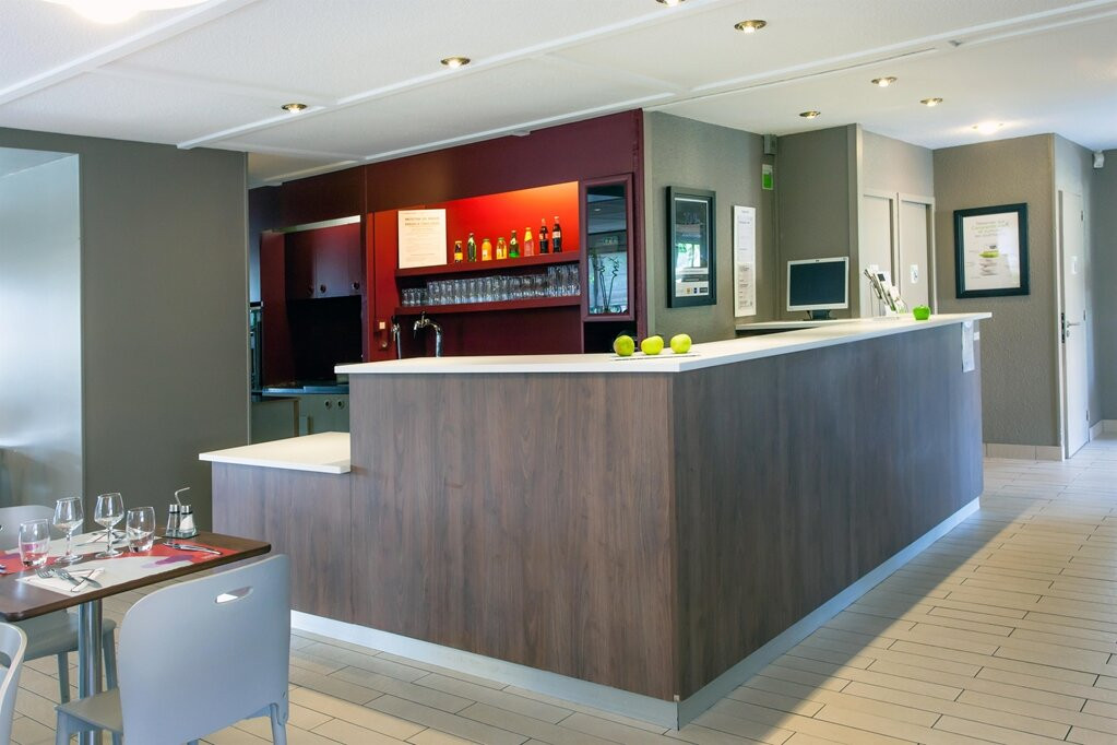Hotel Campanile Fougeres主图