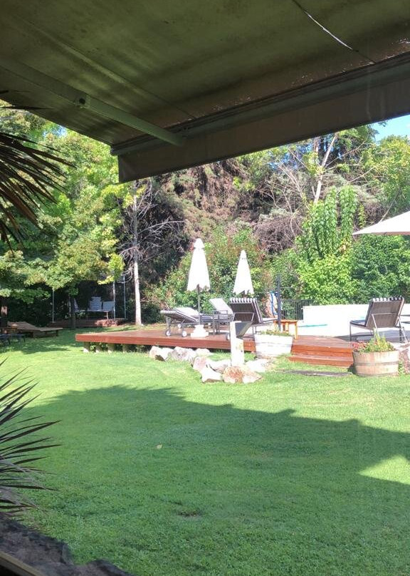 拉雷斯查克拉斯酒店主图