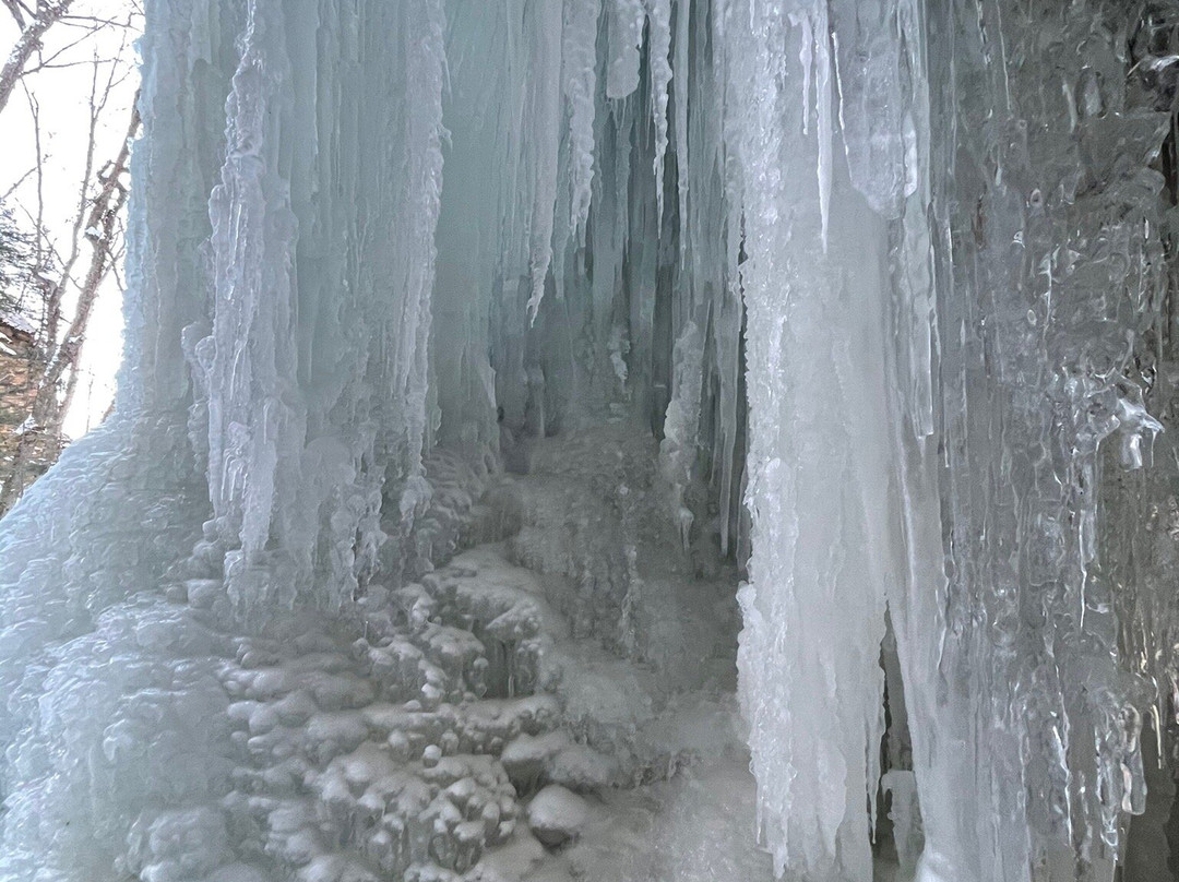The Curtains - Ice Climbing Wall-缪尼辛必去景点