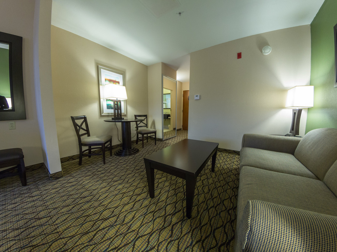Holiday Inn Express & Suites Winchester by IHG主图