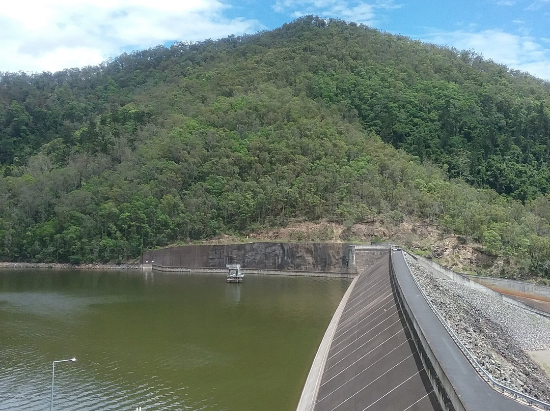 Borumba Dam景点图片