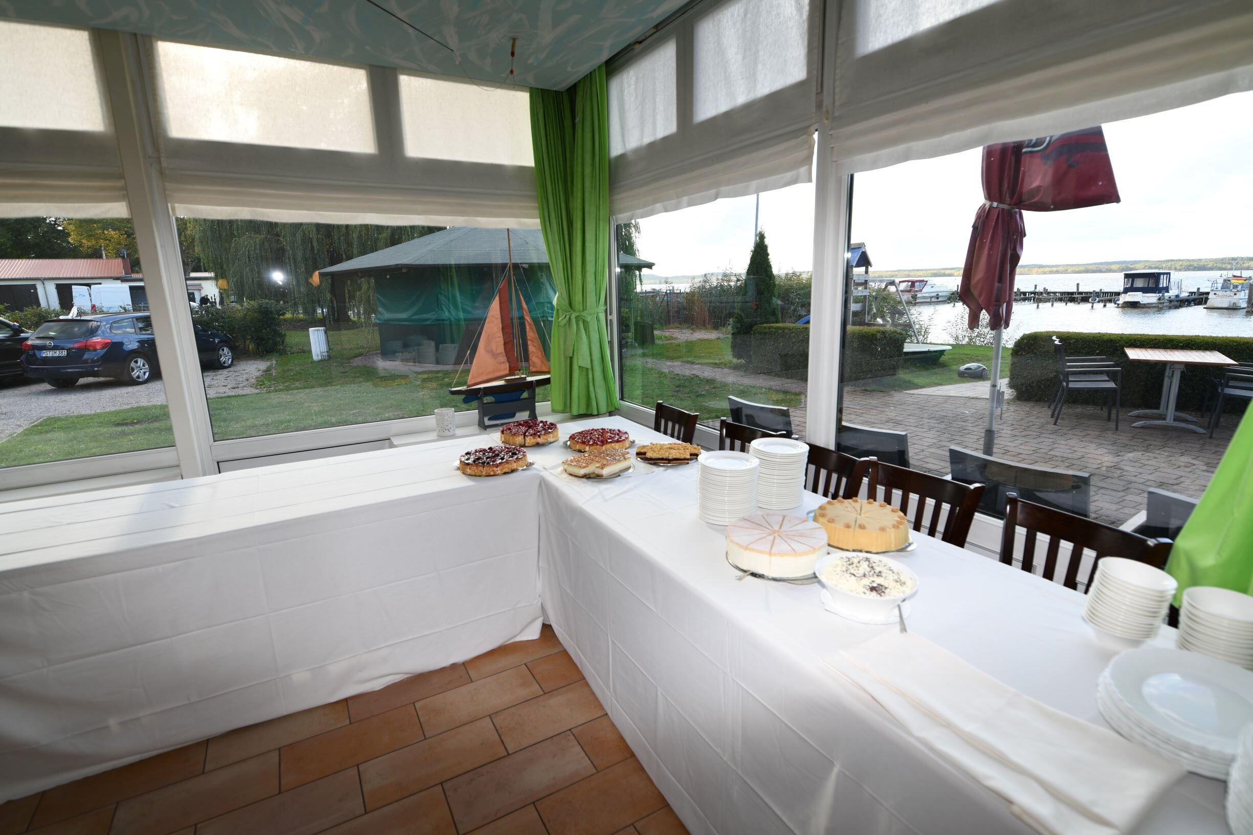 Bootshaus Neustrelitz-餐饮