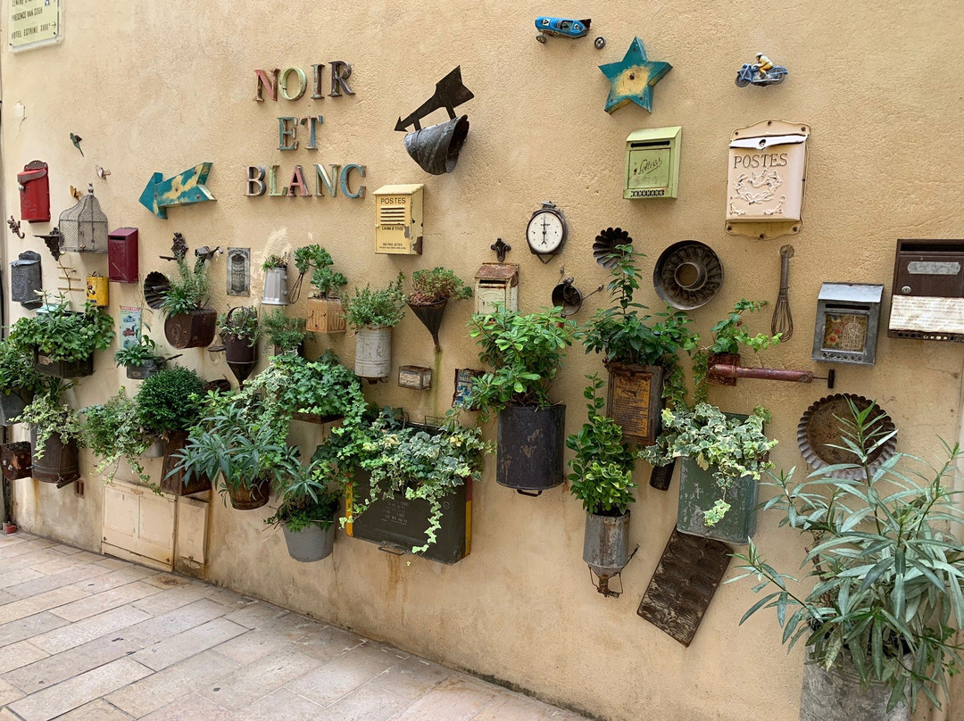 Mas à l'Improviste主图