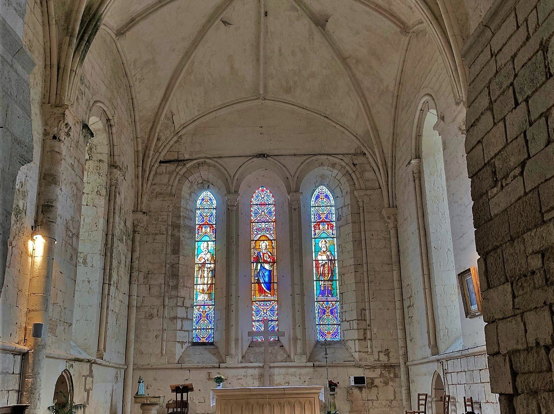 Eglise St-Grégoire d'Augé-Auge必去景点