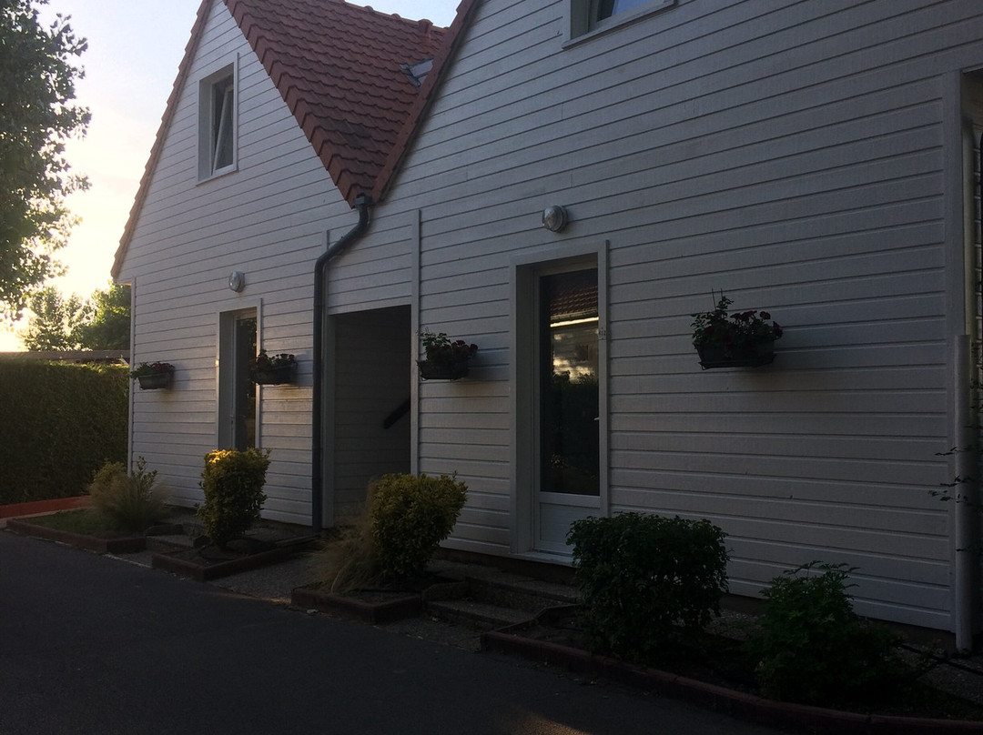 Chez Mireille Reingam-Park主图
