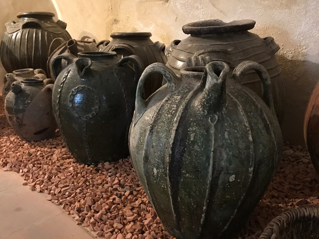 Musee de la Poterie Mediterraneenne-Saint-Quentin-la-Poterie必去景点