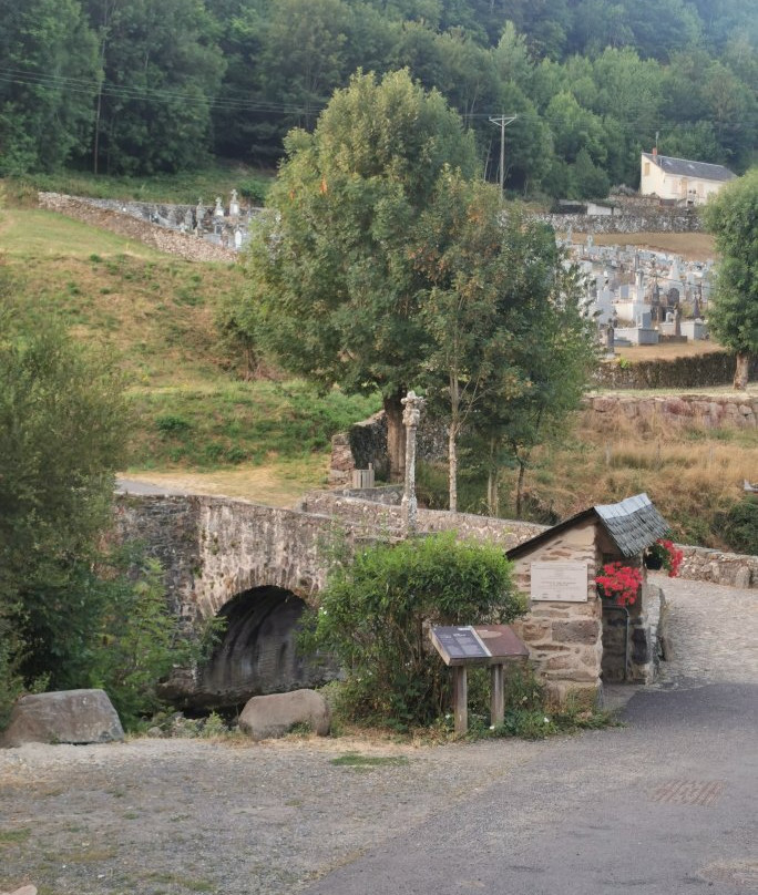 Pont des Pelerins-Saint-Chely-d'Aubrac必去景点