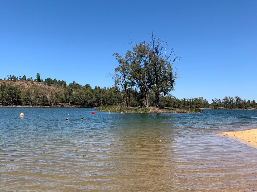 Fluvial Beach Tapada Grande景点图片