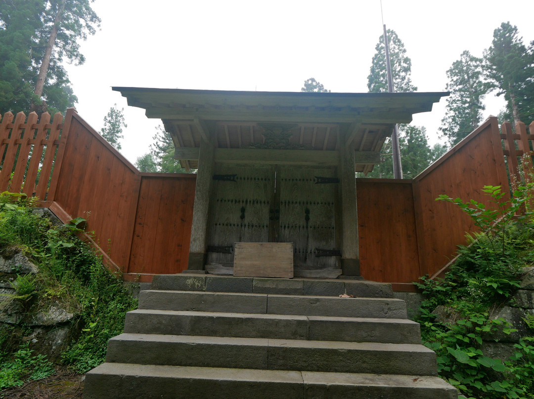 Takateru Shrine-弘前市必去景点