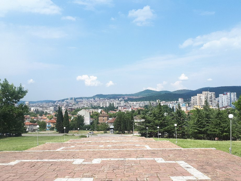 Samara Flag Monument景点图片