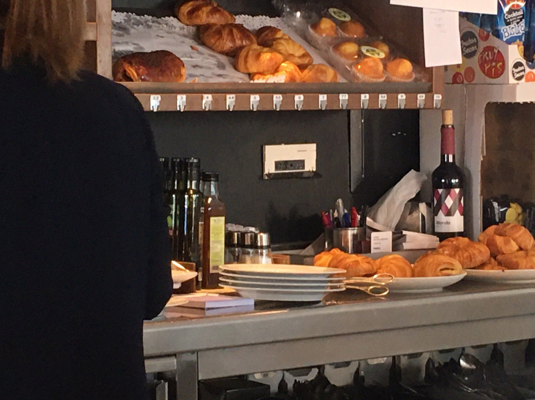 Hotel Plazaola主图