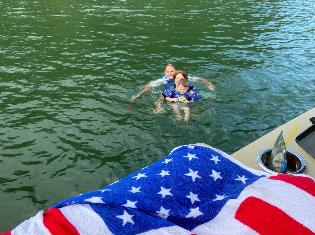 Young Harris Water Sports-Young Harris必去景点