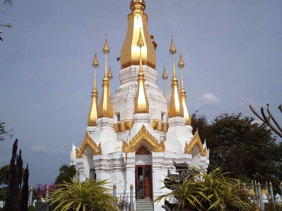 Wat Tham Khoo Ha景点图片