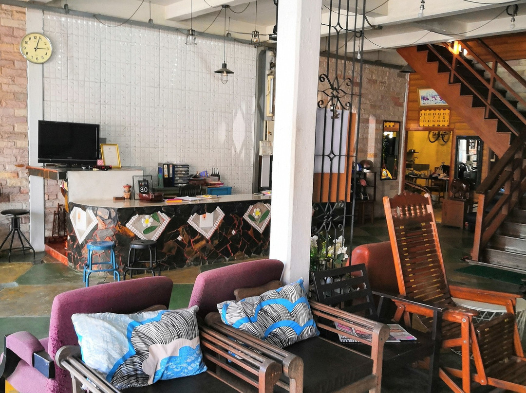 斯里唐酒店主图