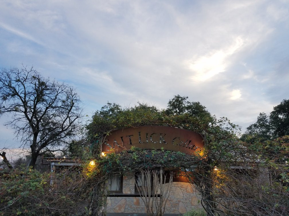 Salt Lick Cellars-Driftwood必去景点