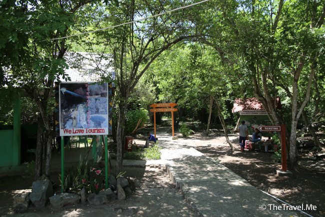 Goa Batu Cermin景点图片