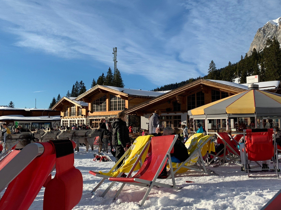 Ehrwalder Almsee-埃尔森林市必去景点