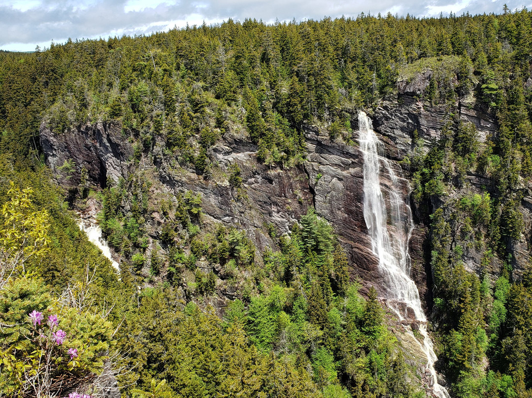 Walton Glen Gorge Falls-St. Martins必去景点
