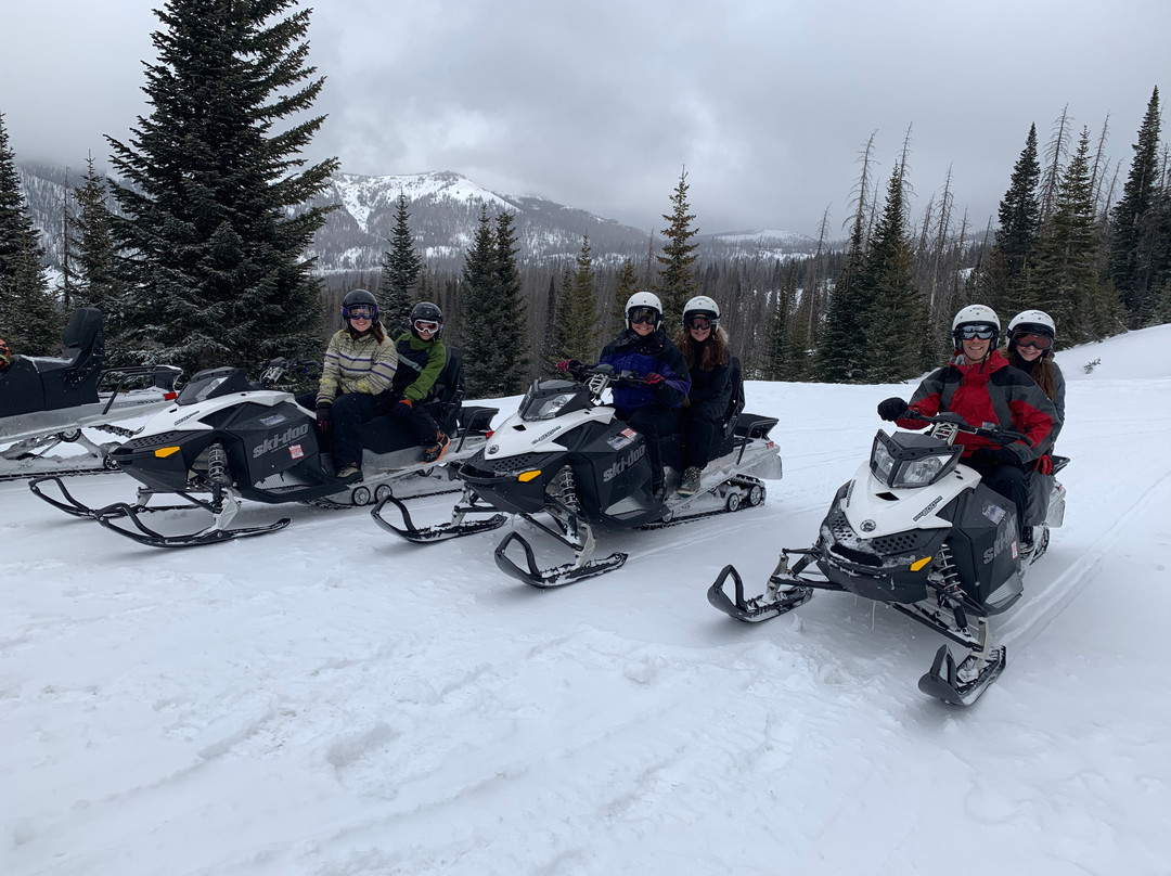  Unforgettable Adventures Await: Explore All-Inclusive Snowmobile Vacation Packages in Montana