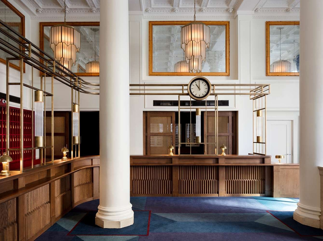 Riggs Washington DC主图