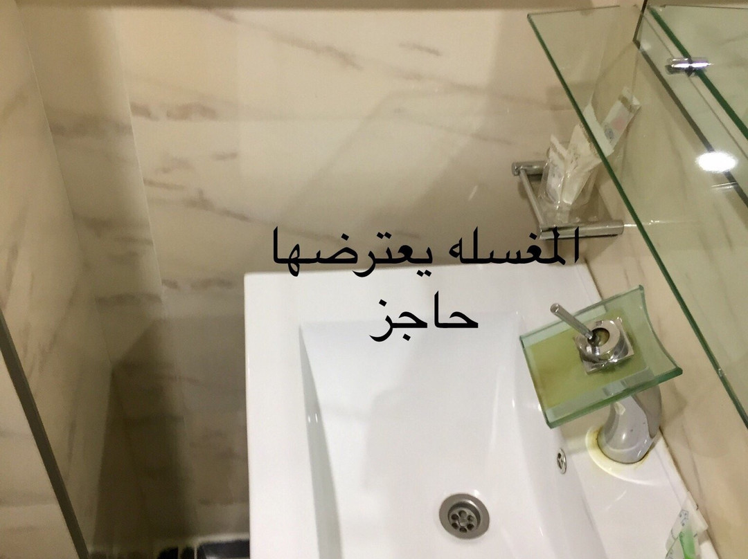 Roomi Suites Hotel主图