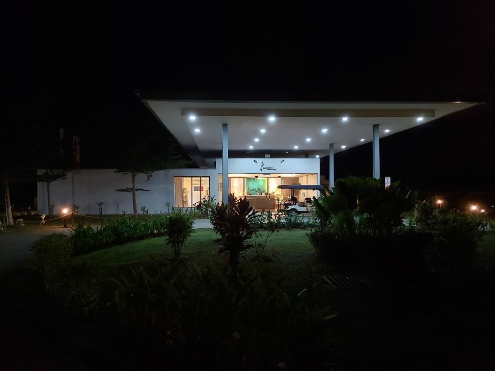 Lakeview Terrace Resort主图