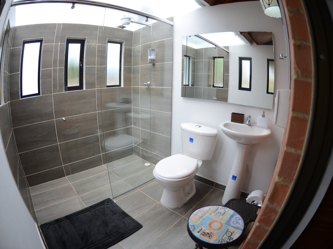 F.R Hotels Company主图