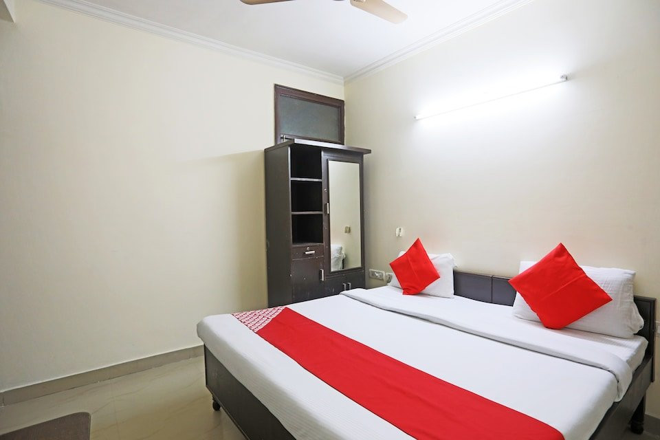 OYO 60628 Hotel Lotus