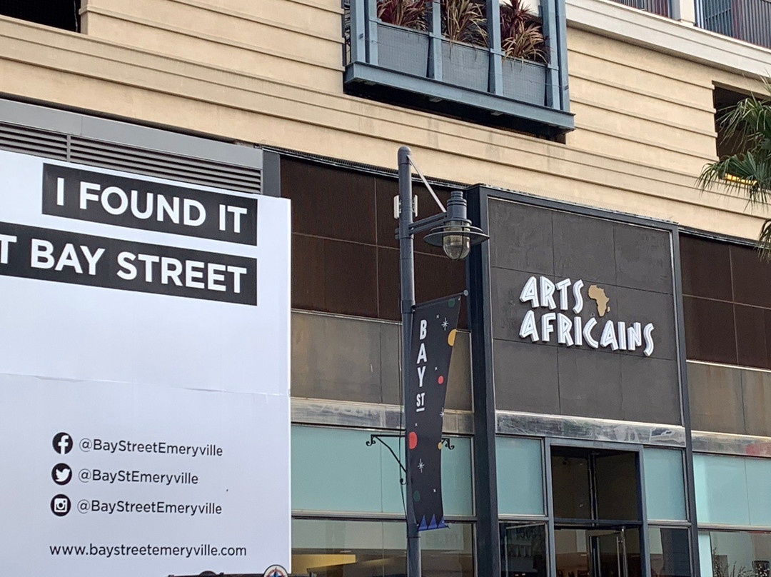 Bay Street-埃默里维尔必去景点