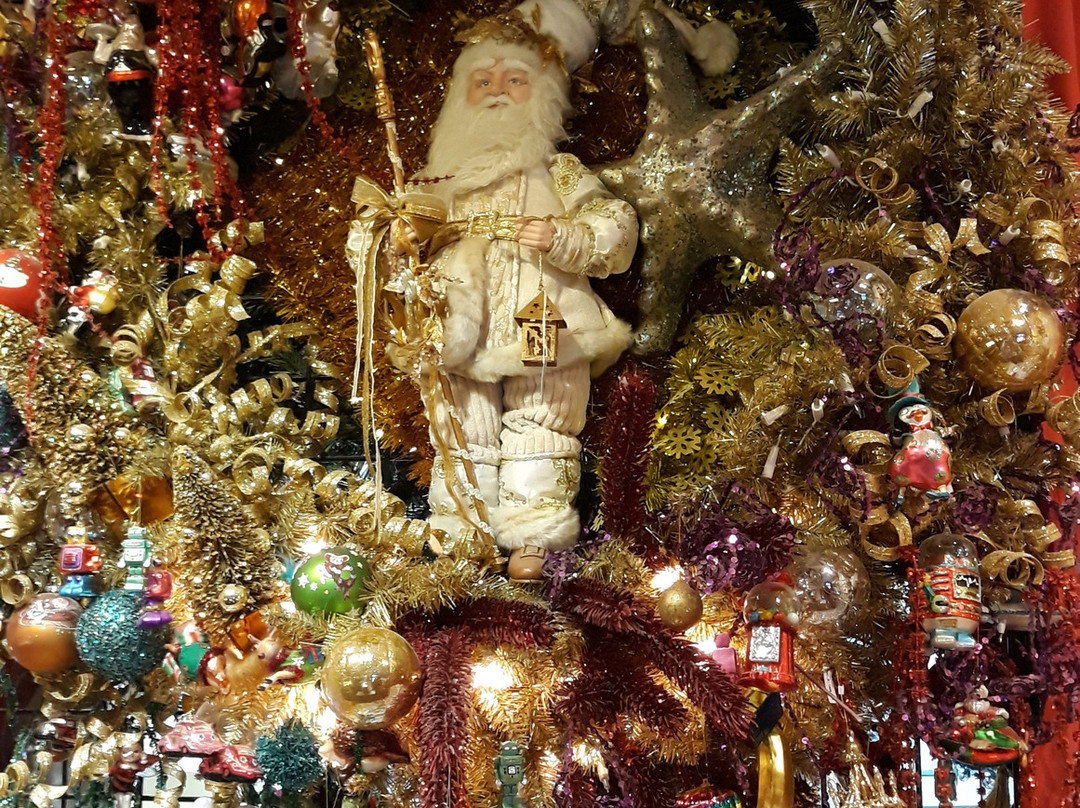 Hubay House - Christmas Exhibition and Salon景点图片