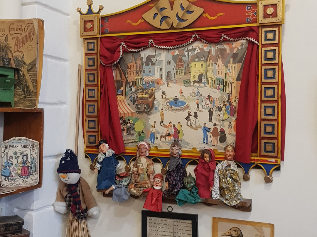 Musee De L'Ecole Publique-Ollioules必去景点