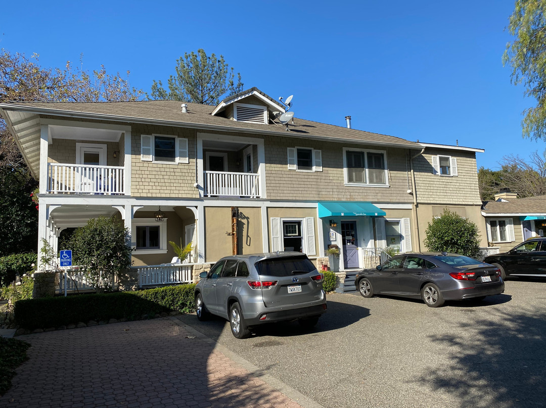 The Lavender Inn主图