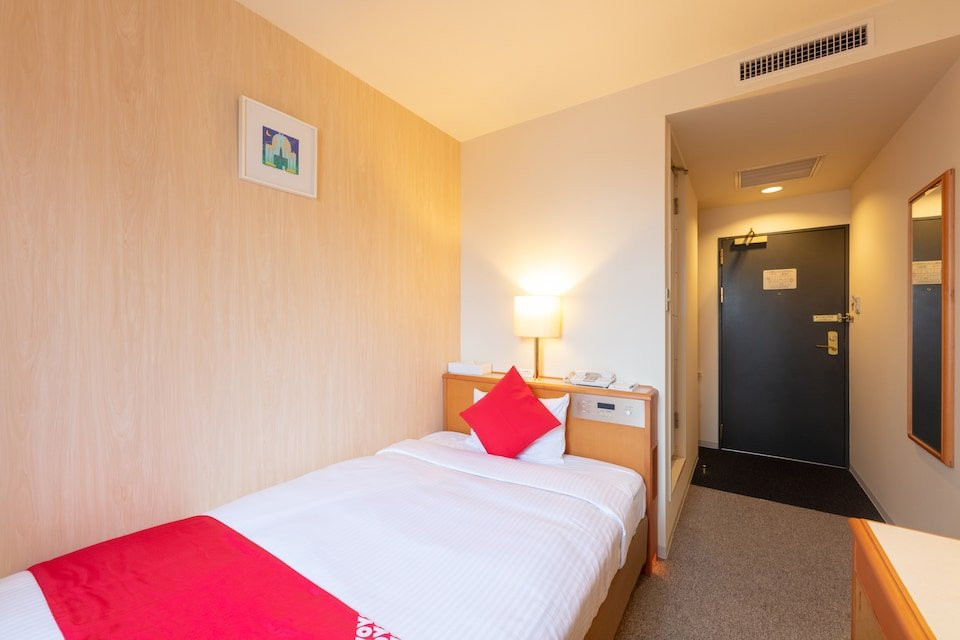 太阳鸟栖酒店主图