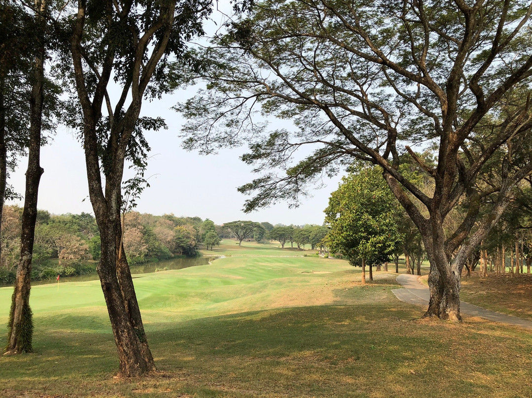 Santiburi Country Club Chiang Rai-央猜必去景点