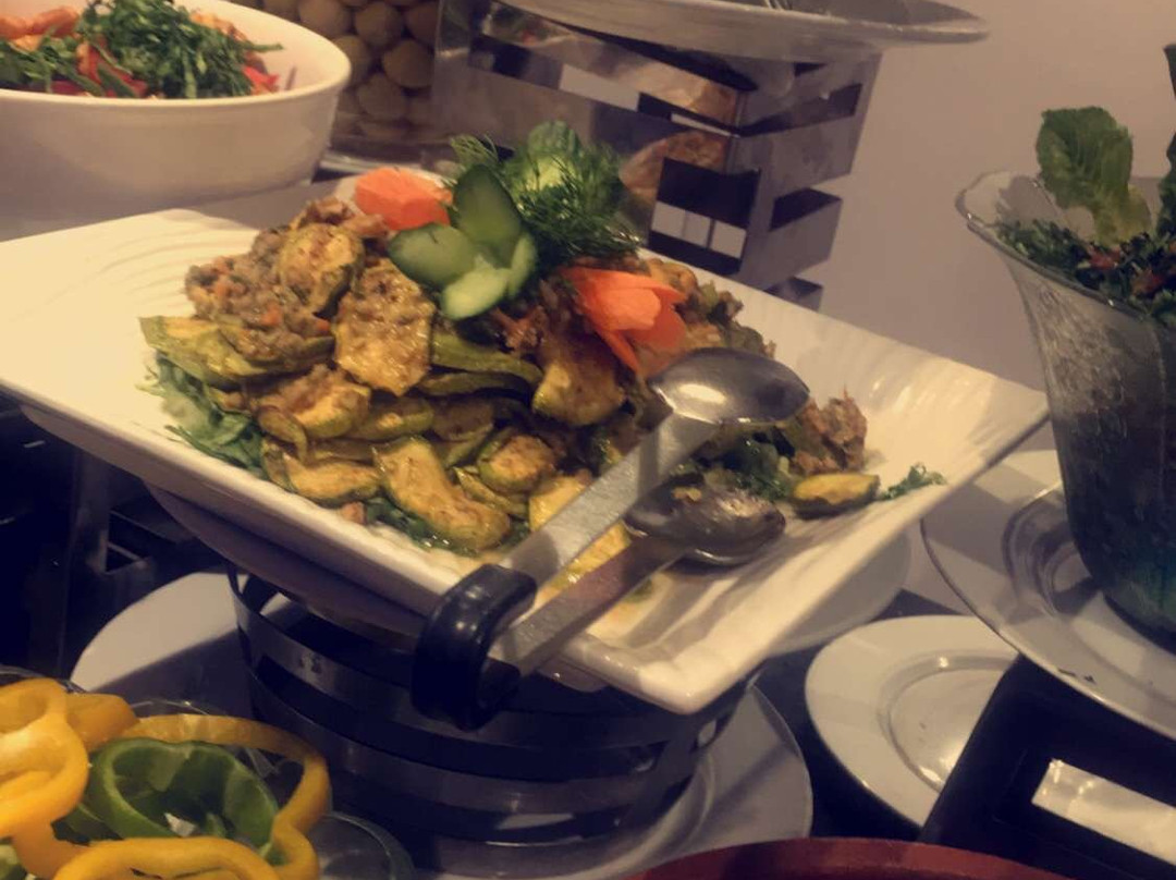 Awaliv International Hotel主图