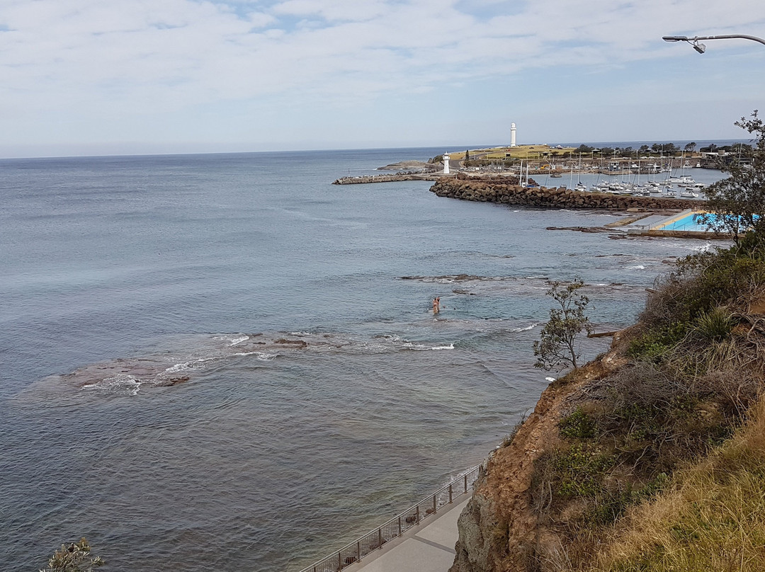 Beach Cove Belmore Basin-卧龙岗市必去景点