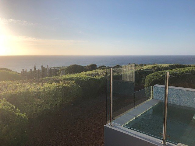 英吉度温泉度假酒店主图