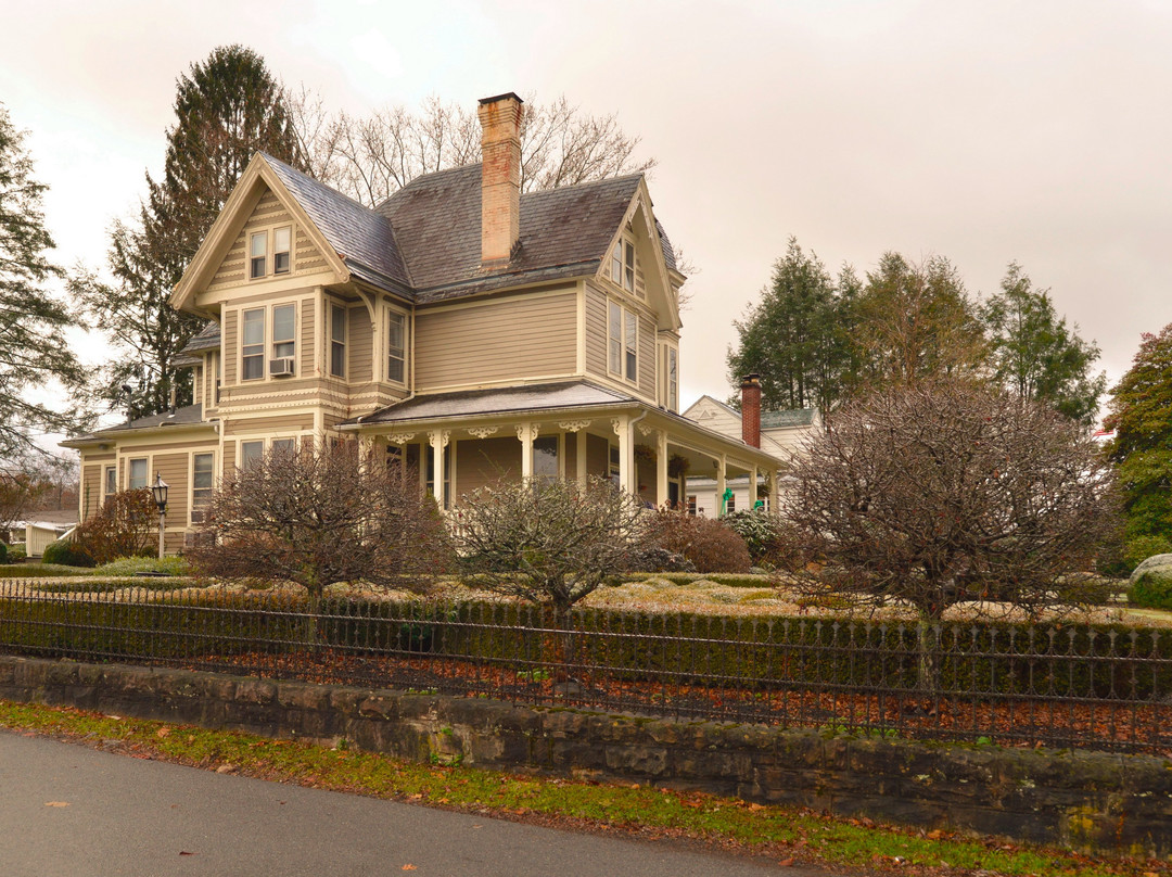 The Historic Morris Harvey House Inn主图