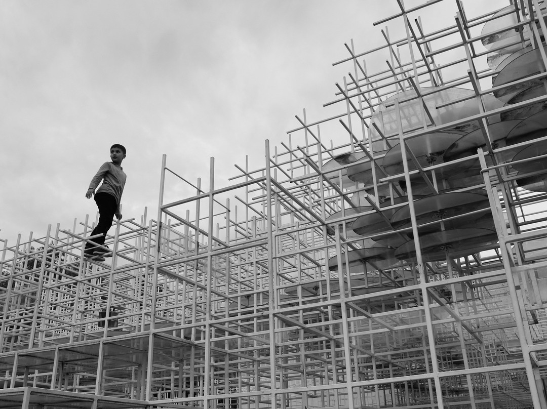 Reja "The Cloud"-地拉那必去景点