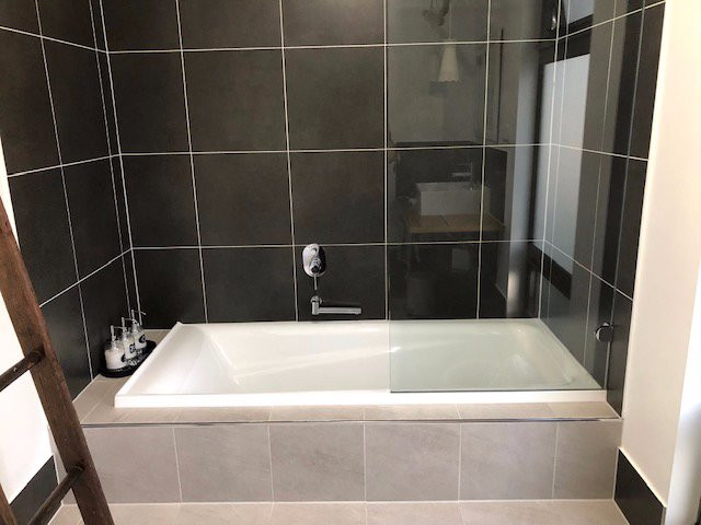 Karawatha Cottages主图