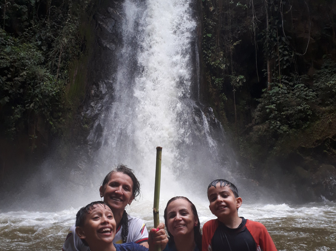 Salto o Cascada Del Caney景点图片